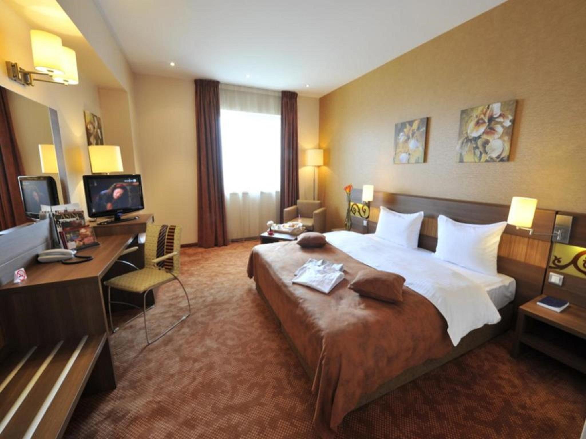 Rin Grand Hotel Bucarest Exterior foto