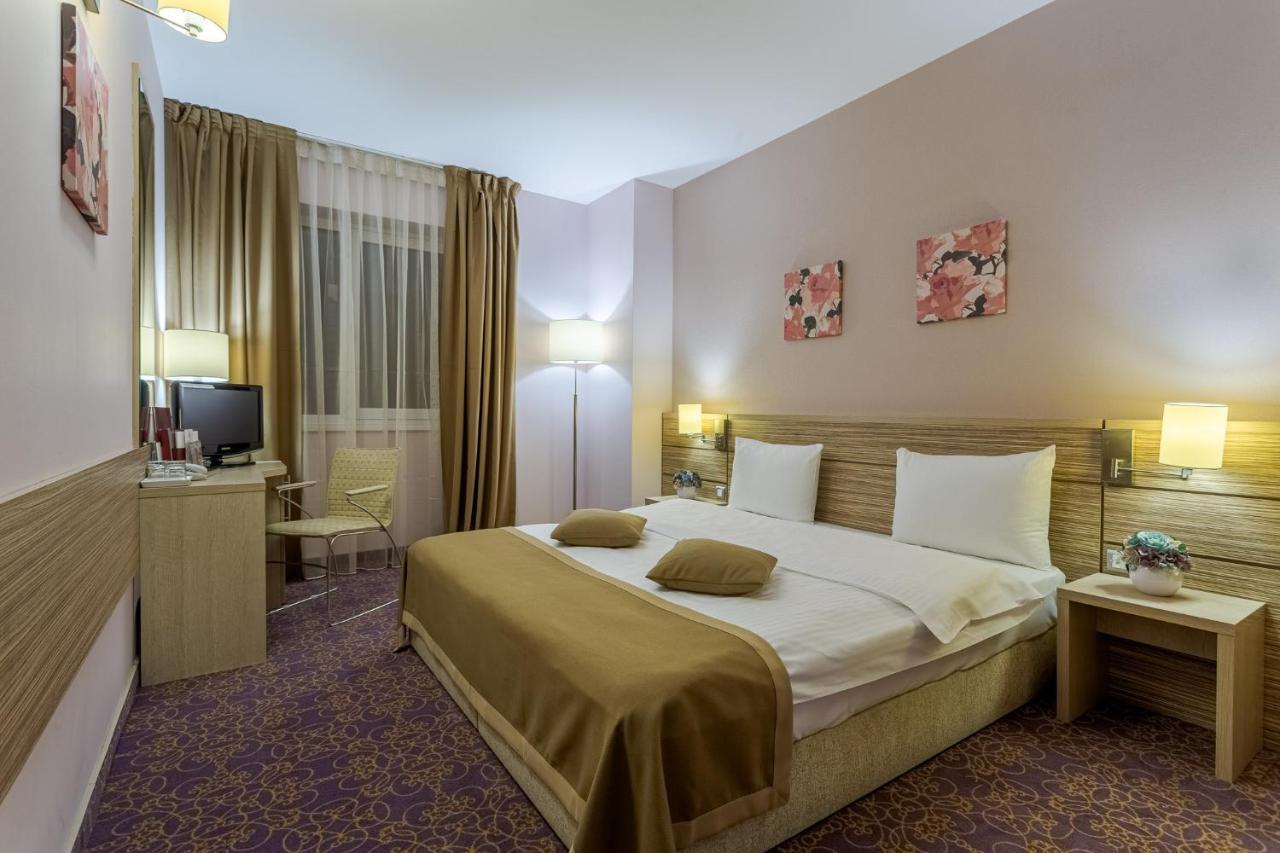 Rin Grand Hotel Bucarest Exterior foto
